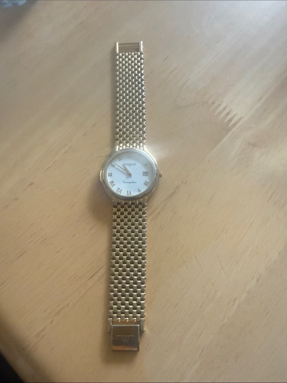 Classic Gold-Tone Mesh Bracelet Watch with White Dial Swiss